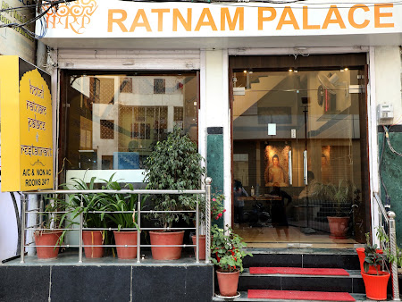 HOTEL RATNAM PALACE